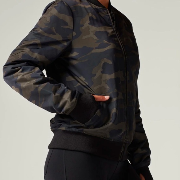 Blanc Noir brand quilted army print and black reversible bomber jacket Size S - Picture 2 of 10